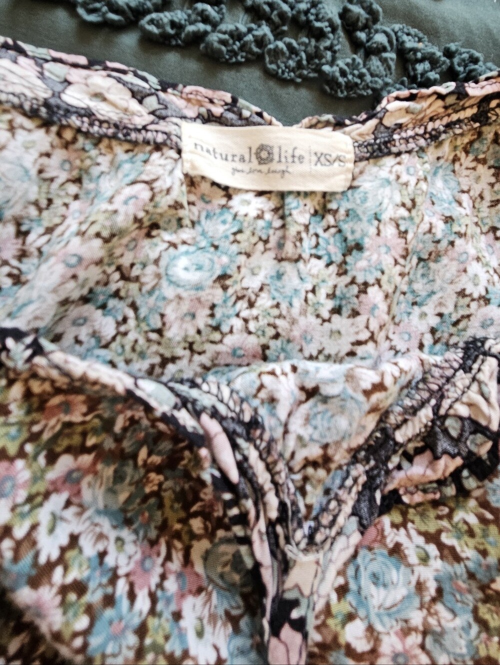NATURAL LIFE Boho Spaghetti Strap Jumpsuit with Pink & Cream Flowers - Picture 3 of 6